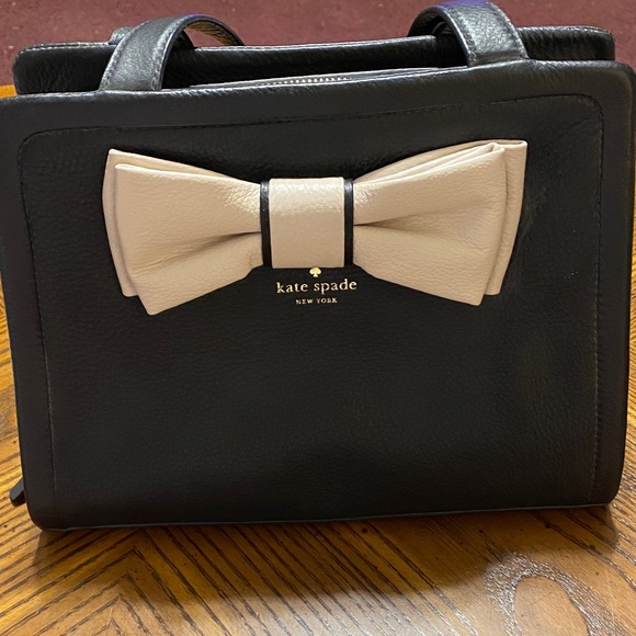 Kate Spade Black Satchel Leather Bag w/ Cream Lt. Pink Bow Accent EUC Purse Tote - Picture 1 of 8